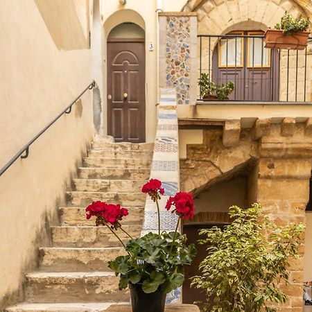 Antico Portale Apartment Трапани Екстериор снимка