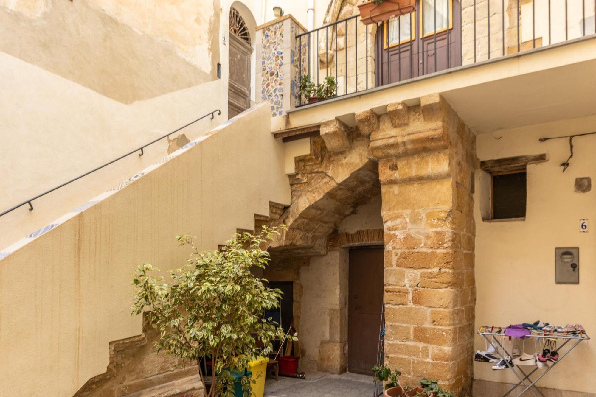 Antico Portale Apartment Трапани Екстериор снимка